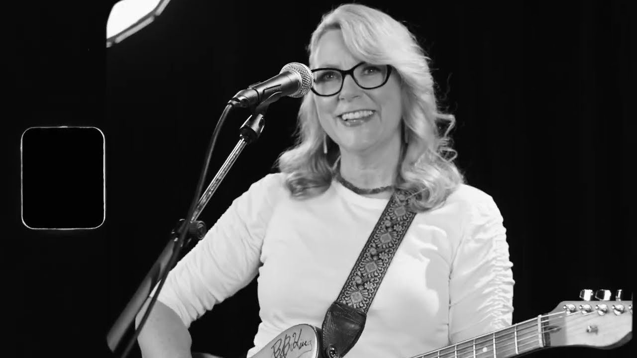 Susan Tedeschi - Angel From Montgomery (Just Won’t Burn 25th Anniversary Sessions) - YouTube