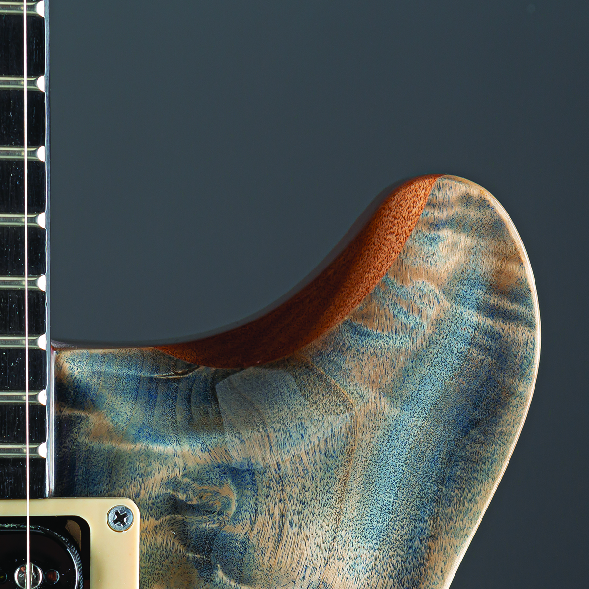 A detail photo of a Fame Forum IV Modern 20th Anniversary in Burl Stonewashed Blue