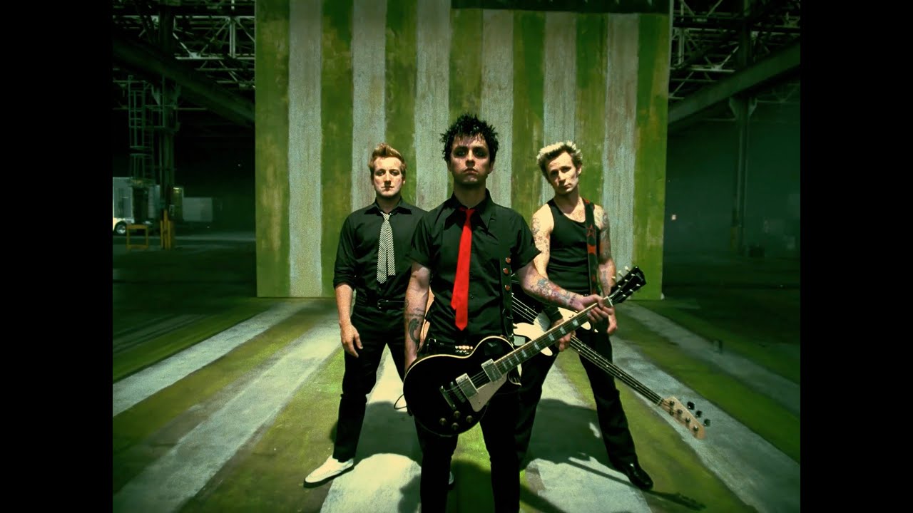 Green Day - American Idiot (Official Music Video) (4K Upgrade) - YouTube