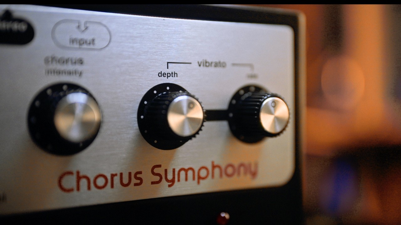 Introducing Behringer CHORUS SYMPHONY: Huge sounds since 1976 - YouTube