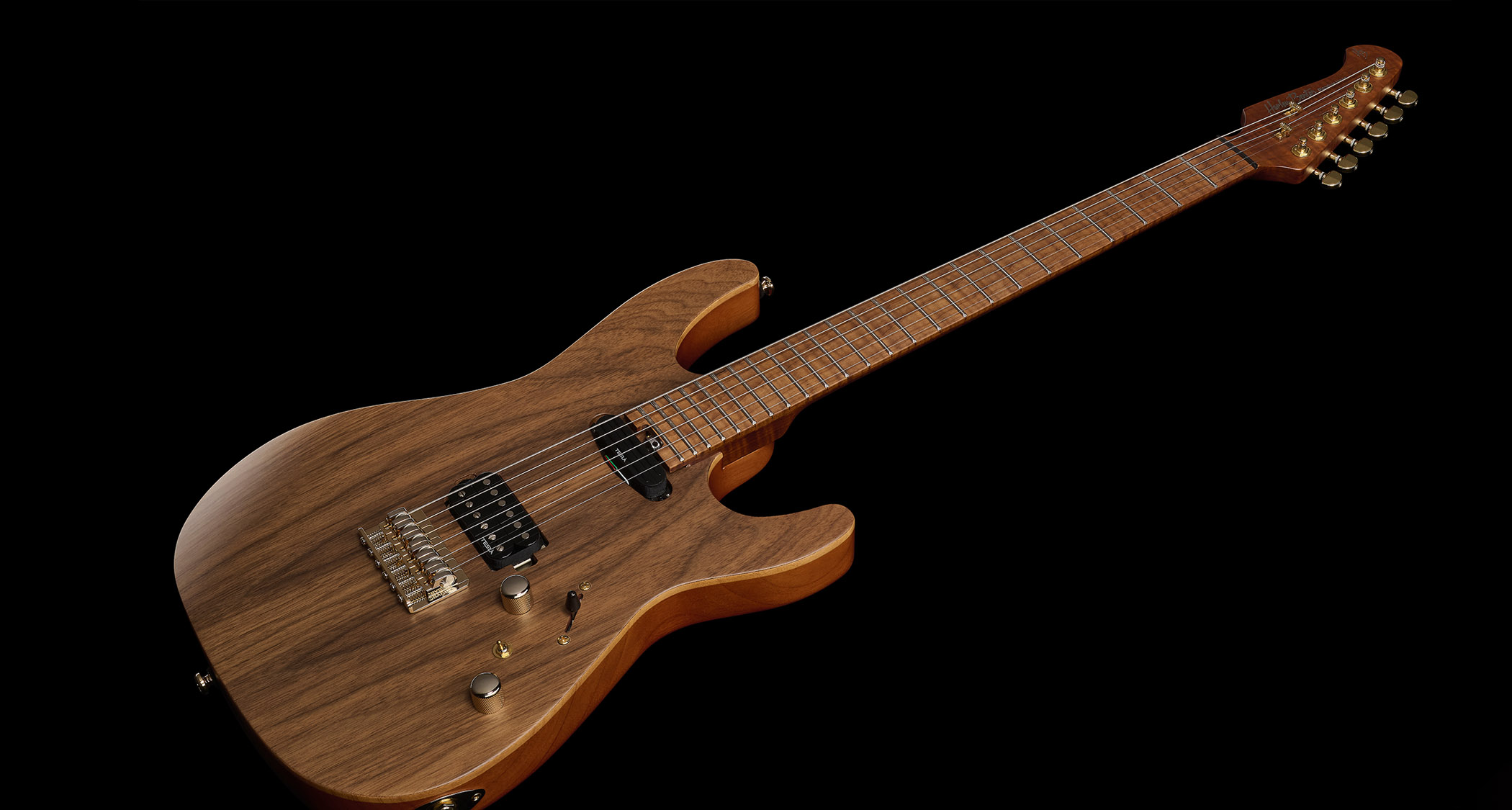 Harley Benton Max Fusion in Walnut