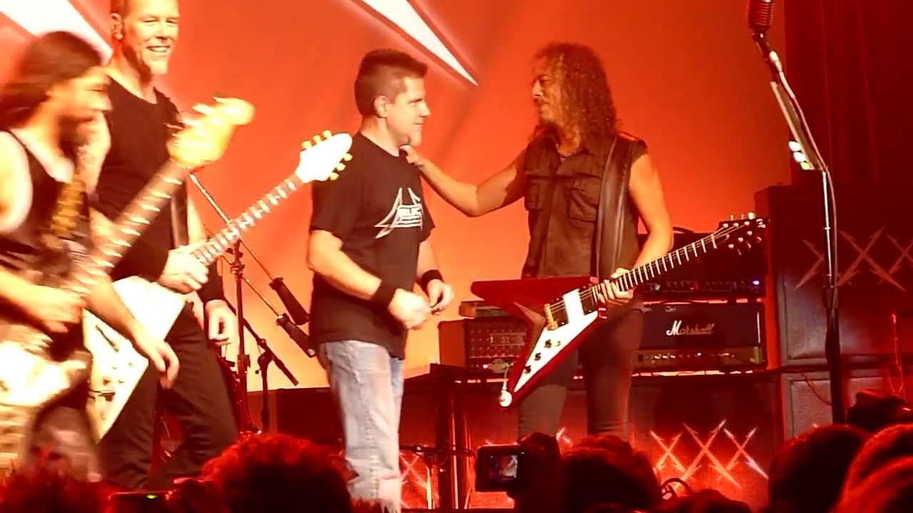 Metallica w/ Mustaine, Grant and McGovney - Hit the Lights (Live in Frisco, Dec. 10th, 2011) - YouTube