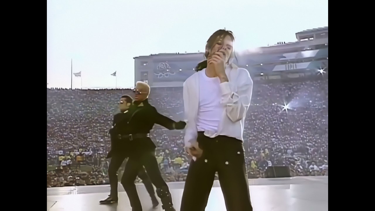 Michael Jackson - Super Bowl Performance 1993 (AI UPSCALED 4K 60 FPS) - YouTube