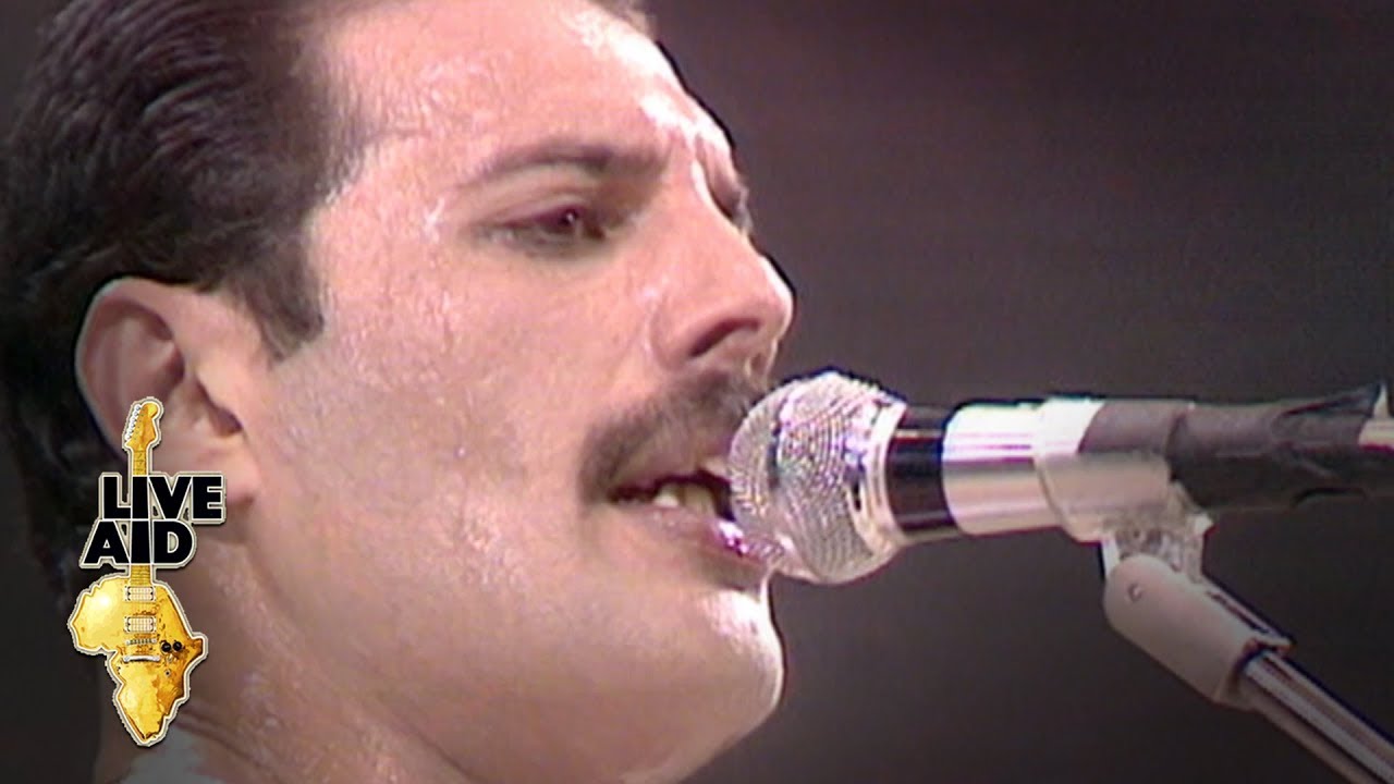 Queen - Crazy Little Thing Called Love (Live Aid 1985) - YouTube