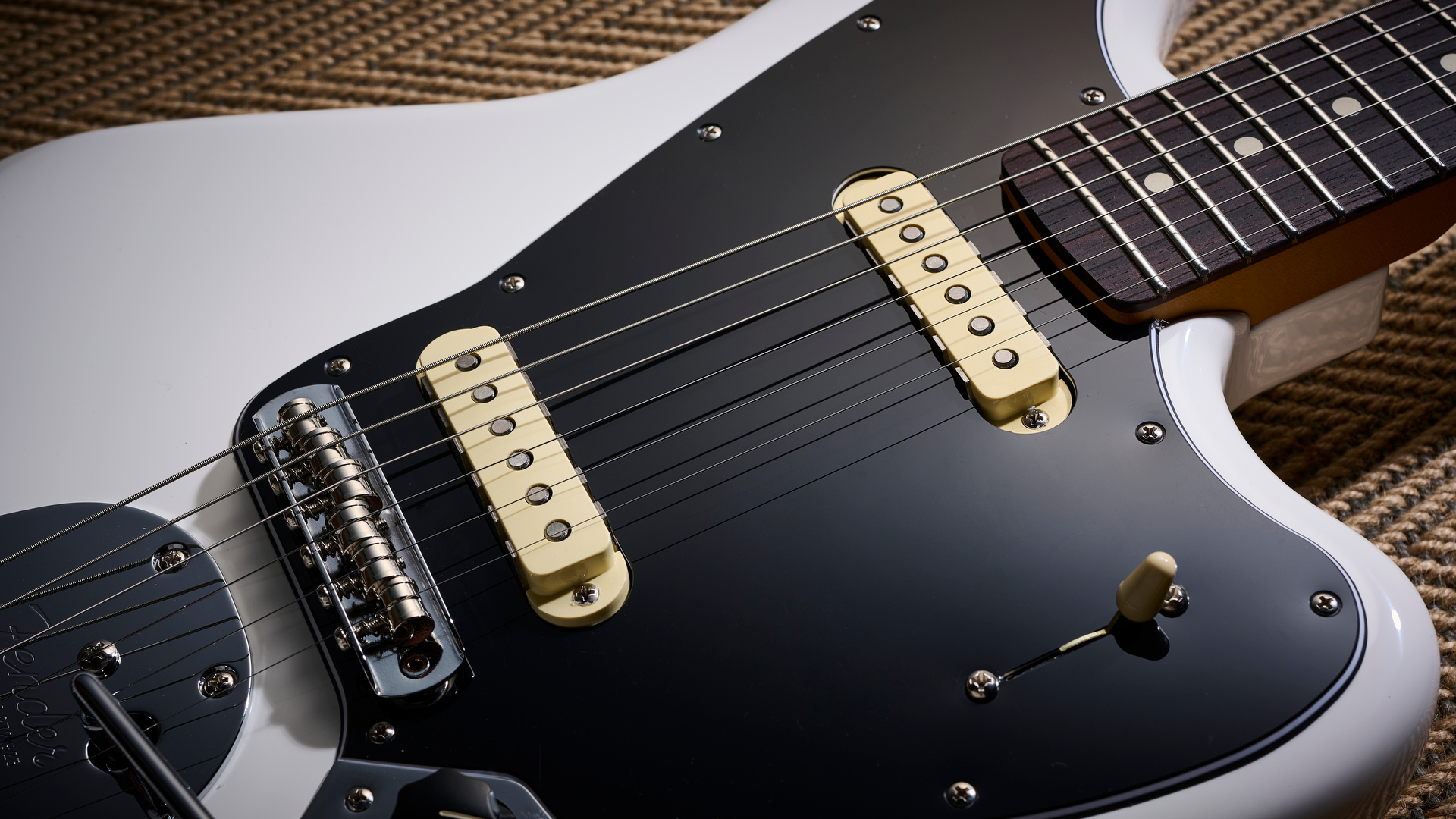 The pickups of the Fender Player II Jaguar