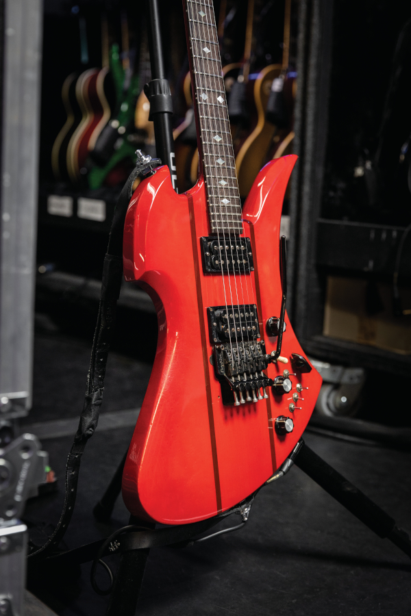 Slash's 1980 B.c. Rich Mockingbird
