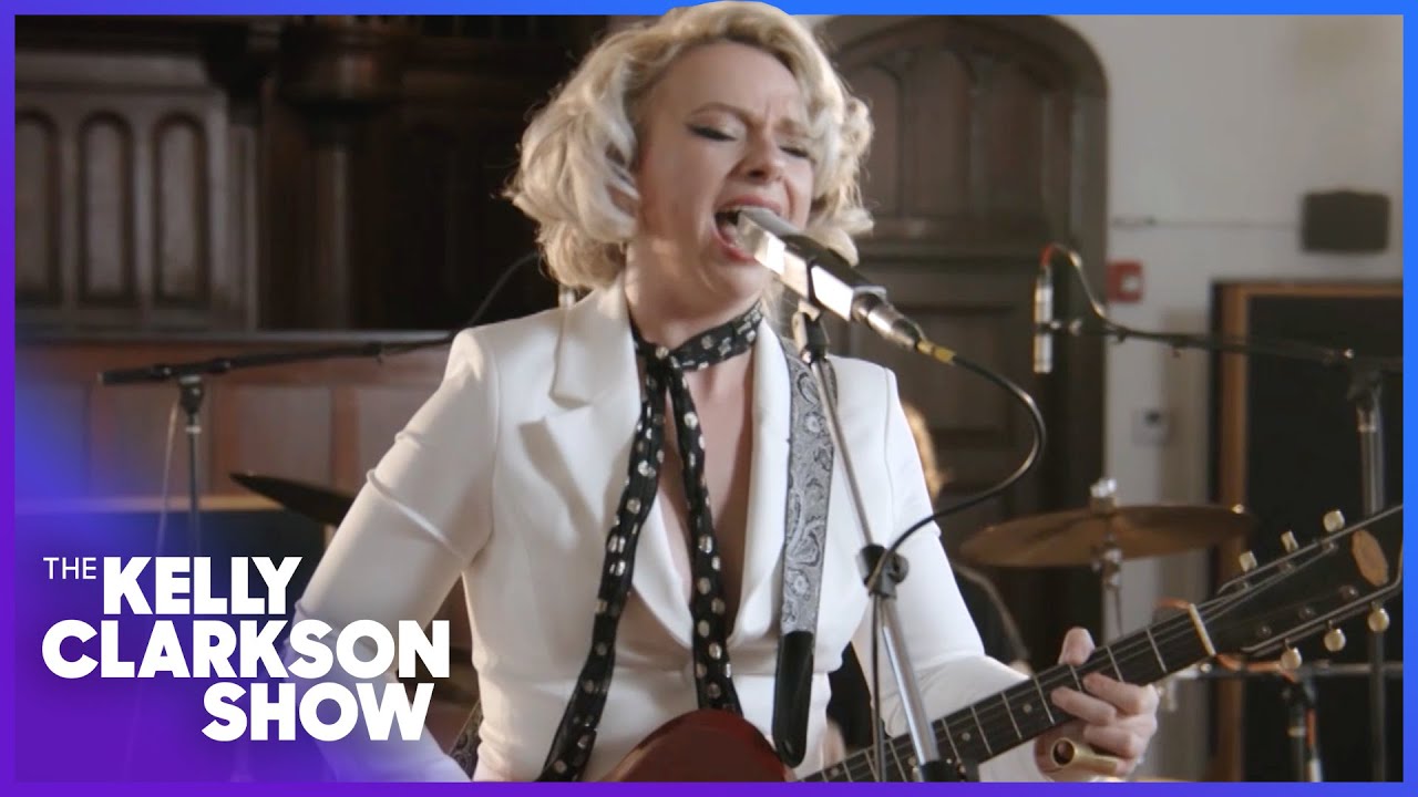 'Lose You' By Samantha Fish | The Kelly Clarkson Show - YouTube