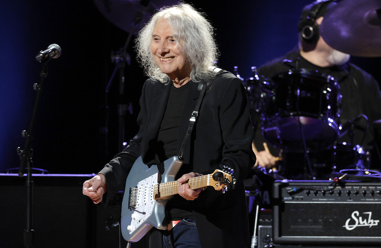 Albert Lee at Duane Eddy tribute concert