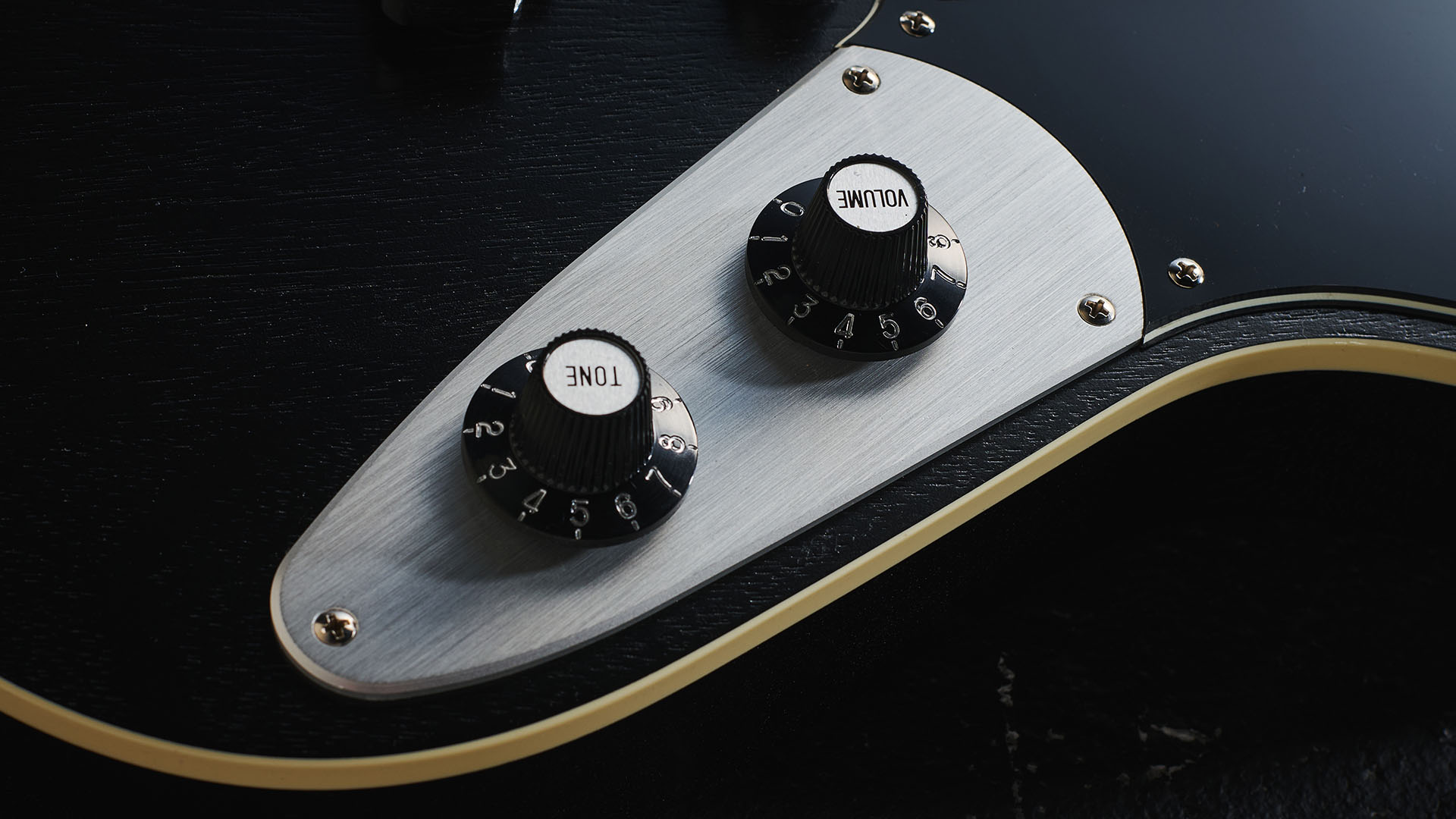 Jackson Pro Series Lee Malia LM-87: the Bring Me the Horizon guitarists new signature model is a black offset with an open-pore finish.