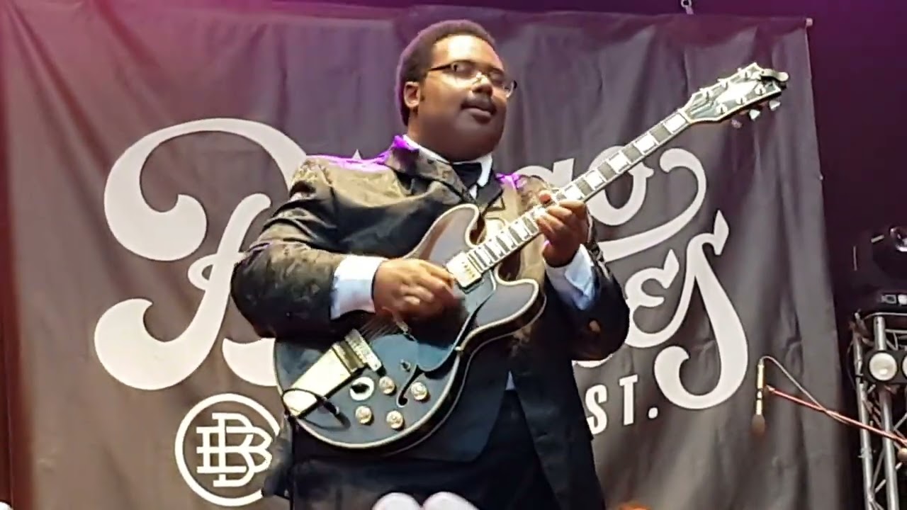 D.K.Harrell, Bilbao Blues fest 27-07-2024 - YouTube