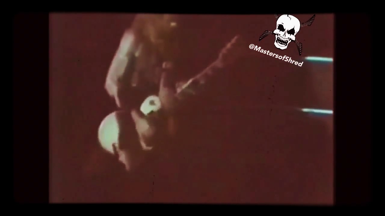 Randy Rhoads AMAZING Guitar Solo - Quiet Riot 1979 (Suicide Solution)!! - YouTube