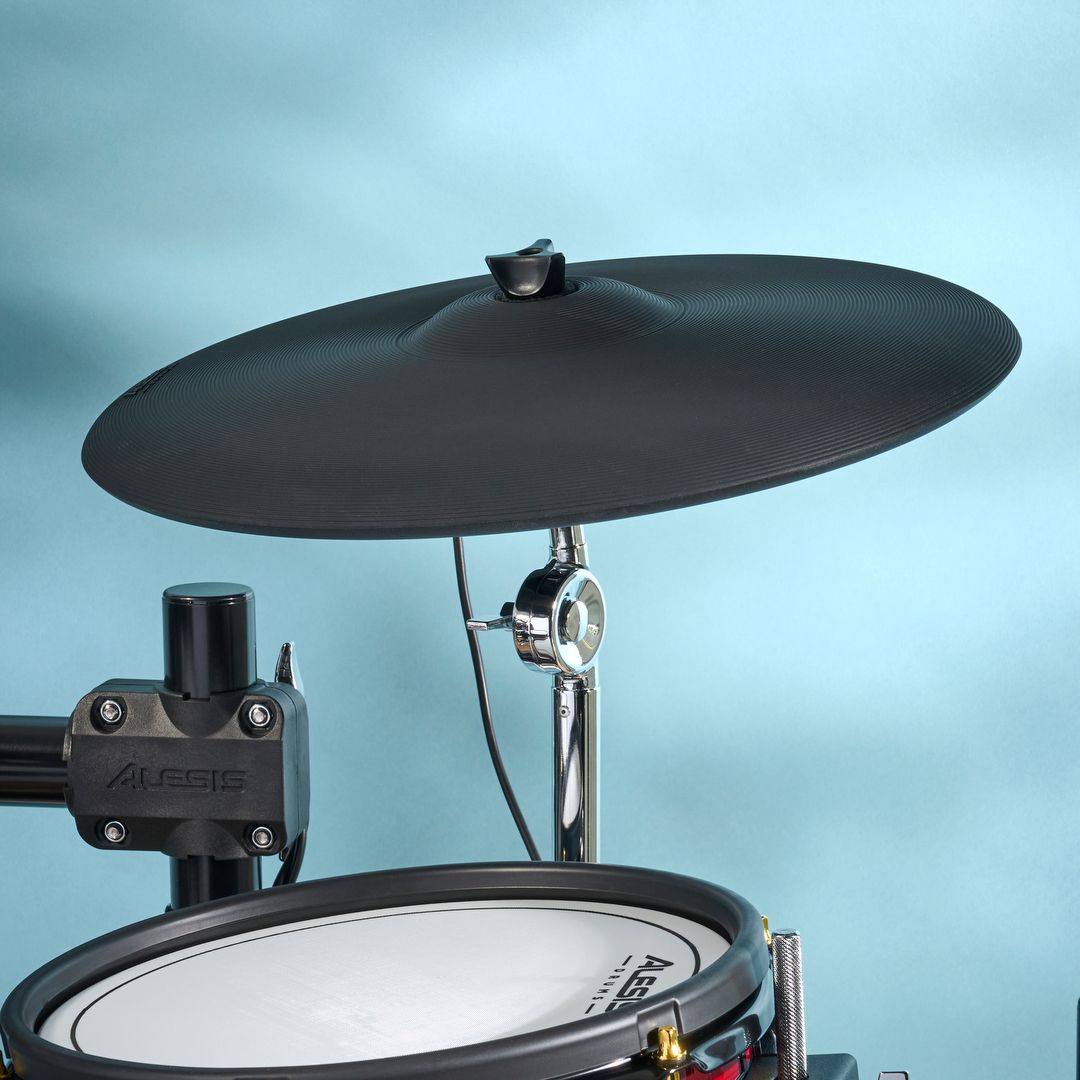 Alesis Strata Club