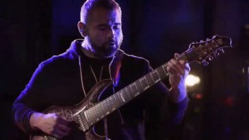 Tosin Abasi