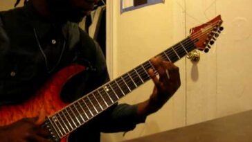 Tosin Abasi