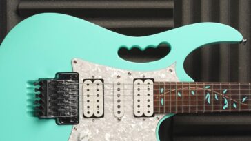 clean guitar backing track