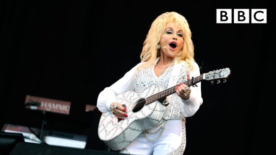 “The thing I remember most was all the musicians when I came up with the little guitar lick saying: 'Damn, that’s so good, that's the coolest little lick'": How Dolly Parton created a country classic later covered by The White Stripes, Beyoncé and more