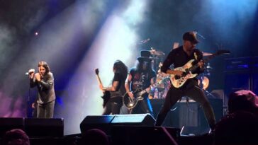 Ozzy Osbourne, Tom Morello and Slash at Voodoo Fest (Halloween 2015) - Iron Man - YouTube