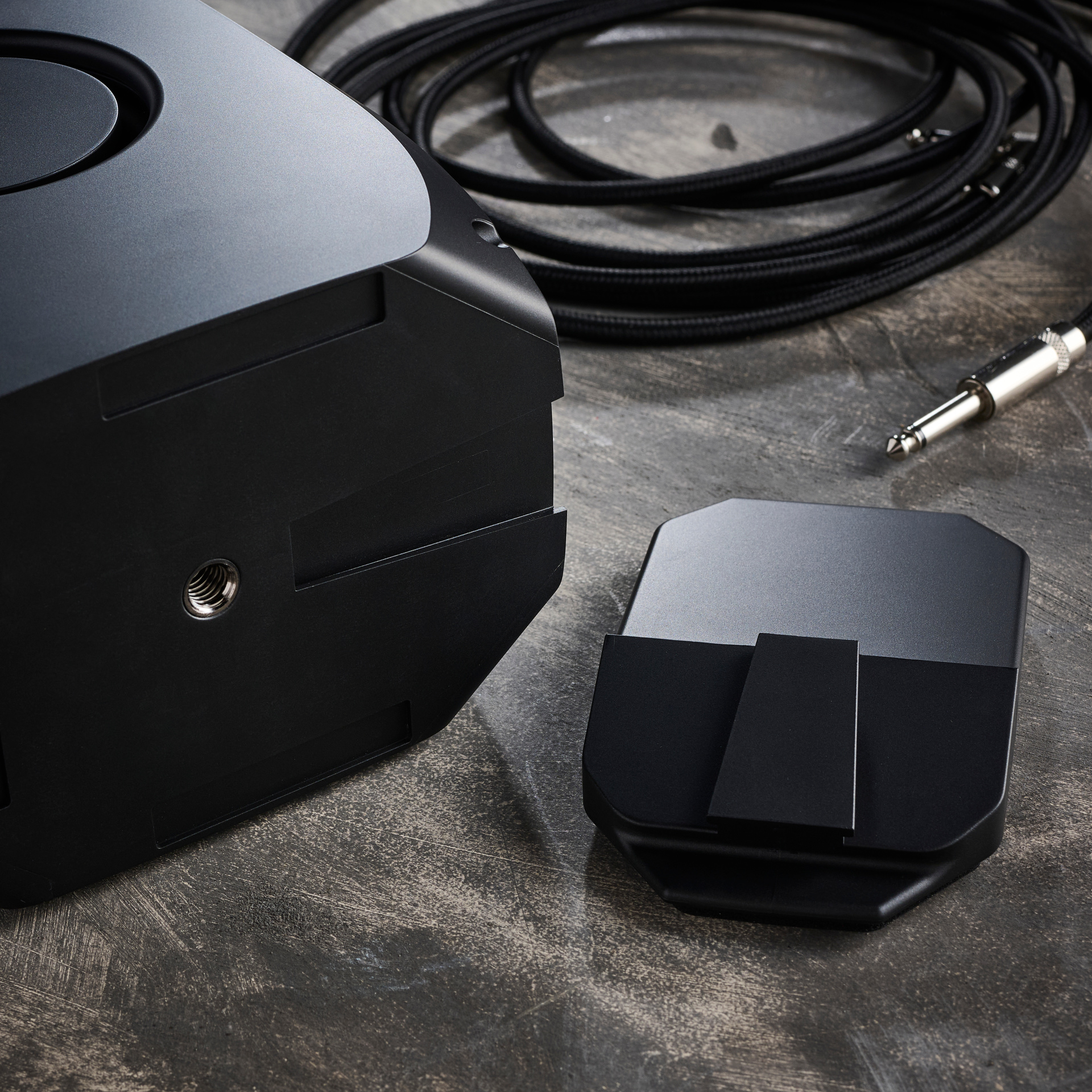 Adam Audio D3V