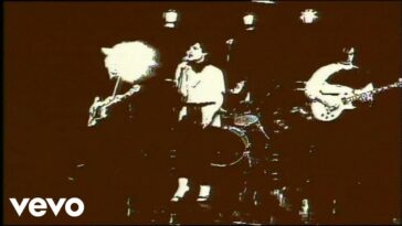 Siouxsie And The Banshees - Hong Kong Garden (Official Music Video) - YouTube