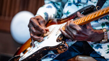As he turns 90, Buddy Guy hits the road with the BG90 tour