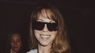 “Defying Expectations: Which '90s Pop Star Created an Unreleased Grunge Album?”]