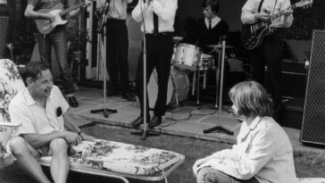 Eric Clapton "a very moody sort of guy" says Yardbirds drummer