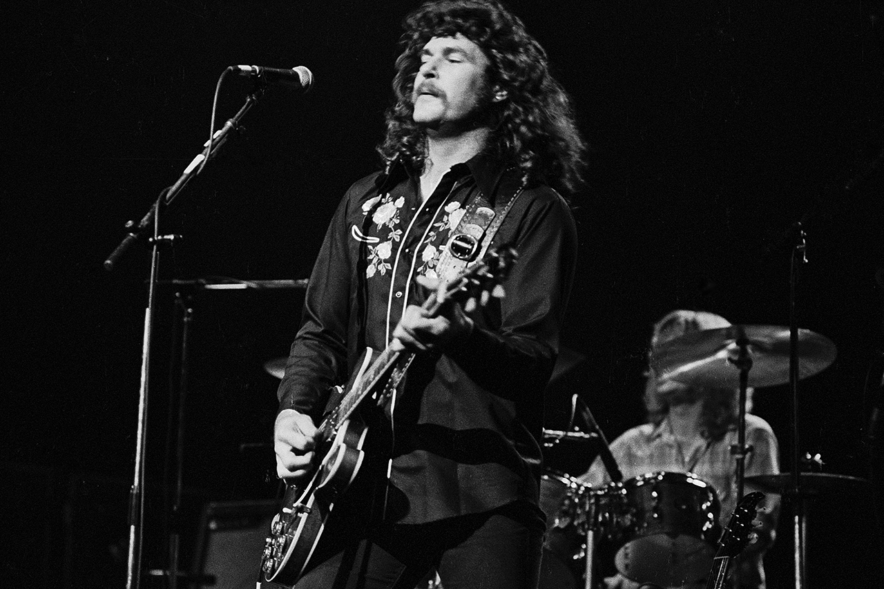 Henry Paul performs onstage with the Outlaws