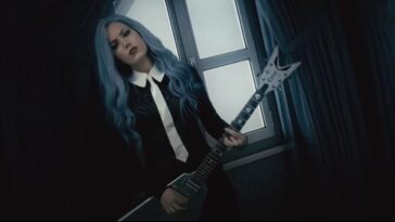 Alissa White-Gluz Parts Ways with Arch Enemy]