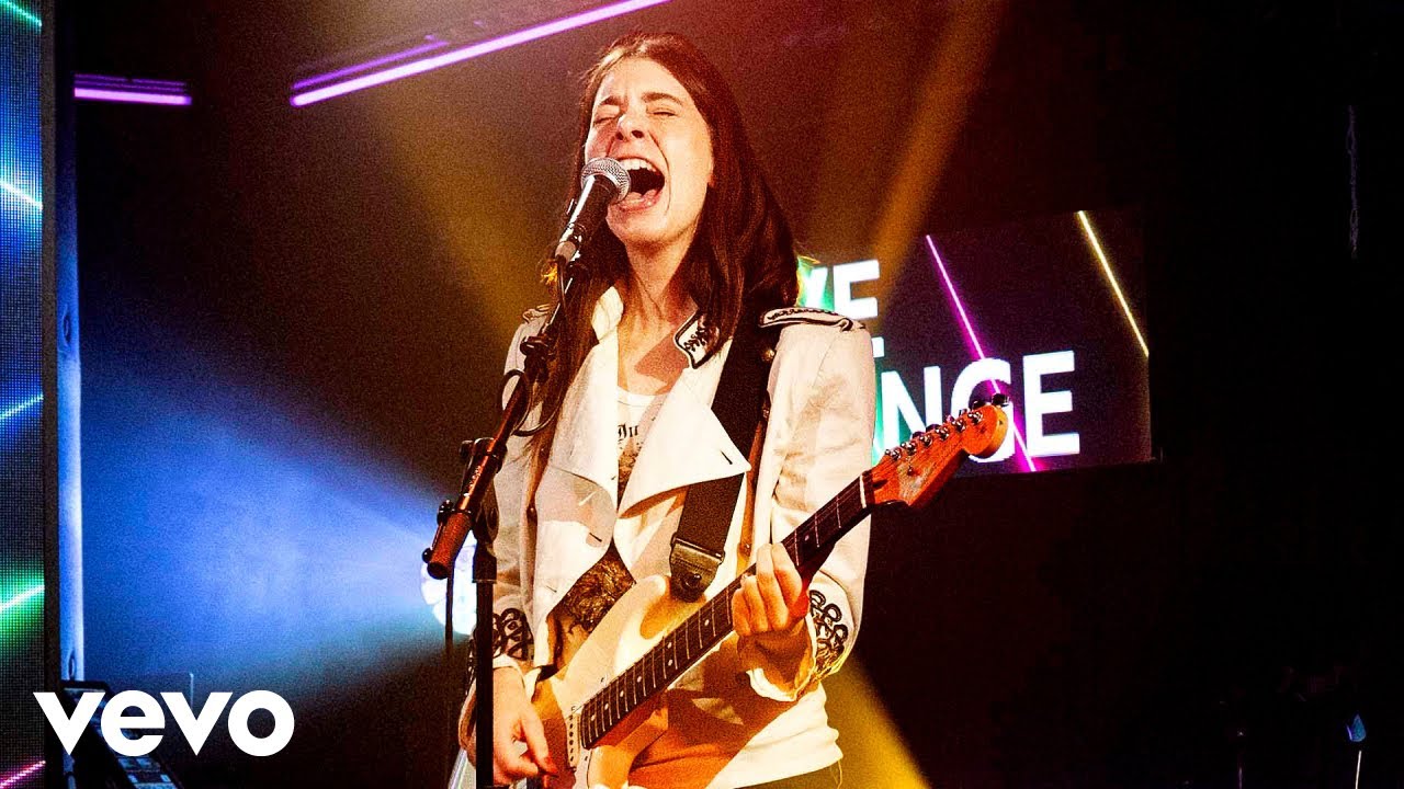 HAIM - Down To Be Wrong in the Live Lounge - YouTube