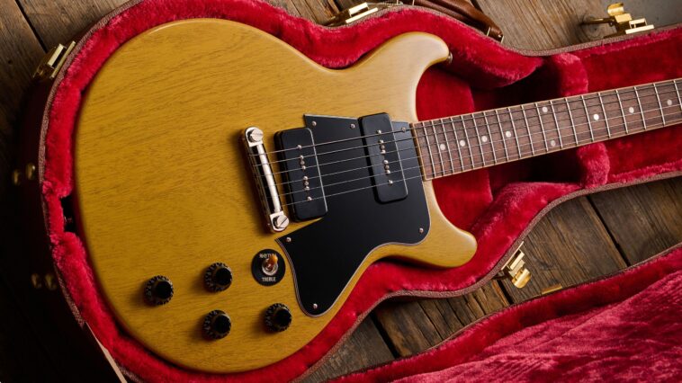 "Almost every note I create brings to mind a legendary musician or style: the unique charm of mahogany and P-90s shines through! Review of the Gibson Les Paul Special Double Cut."]