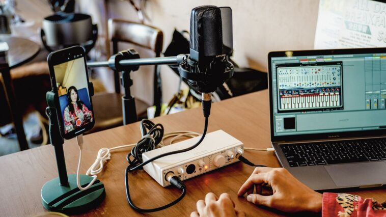 Arturia's MiniFuse 2 OTG aims to simplify recording and streaming for creators.]