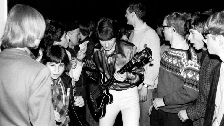 Chris Dreja: The Yardbirds' Overlooked Bass Legend]