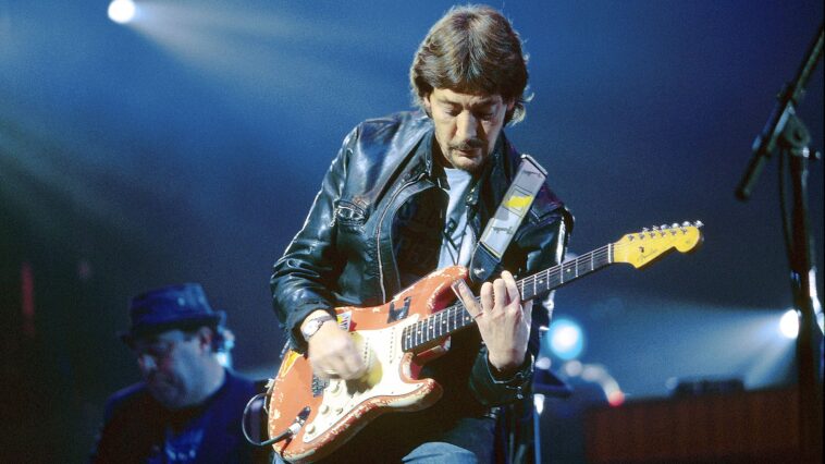 Chris Rea, the songwriter behind "Driving Home for Christmas," passes away at 74.]
