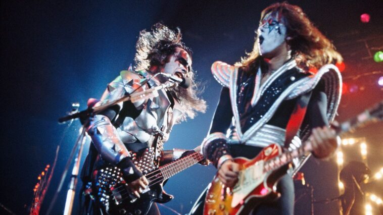 Gene Simmons Issues Apology for Remarks About Ace Frehley]