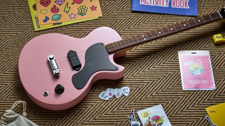"Gibson and Loog excel once again in designing a guitar for young kids that respects their abilities": A review of the Gibson x Loog Les Paul Special.]