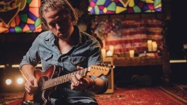 "Jason Isbell Explains Why This Mexican-Made Guitar Is Perfect for Touring—No One Will Notice the Difference."]