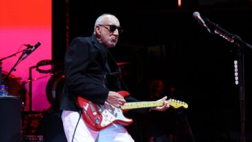 Master 3rd Inversion Chords Featured by Townshend and Bowie]