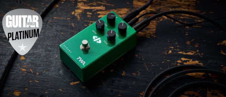"Overall, the Source Code may be Tamura's crowning achievement — an almost flawless TS808-style pedal from the creator of the Tube Screamer that could potentially set a new benchmark." TWA Source Code review]