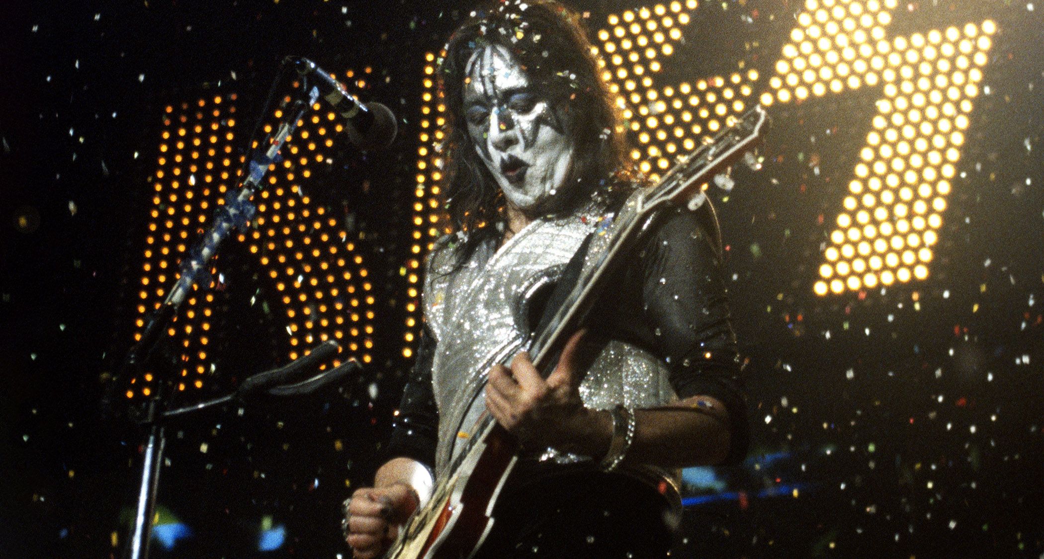 "Performing Rhythm Guitar on 'Cold Gin' with Ace: A Surreal Experience" – My Journey with the Spaceman – Why Meeting Ace Frehley Was a Must]