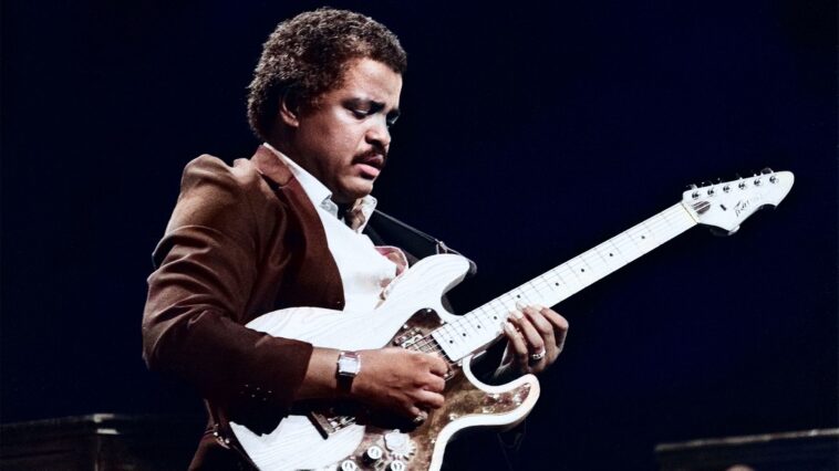 Phil Upchurch, guitarist for George Benson: Rest in Peace.]