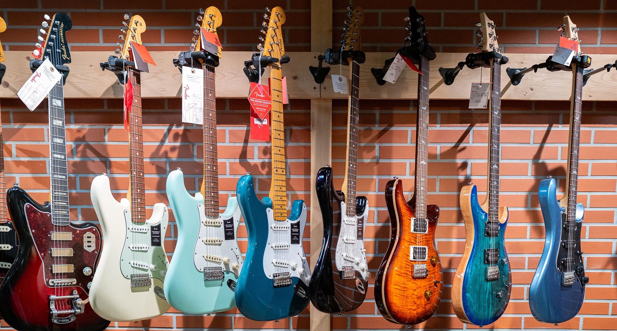 The Importance of Premium Electric Instruments for the Survival of Music Shops]