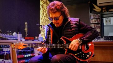 Tony Iommi Discusses the Left-Handed Red Special Gifted by Brian May]