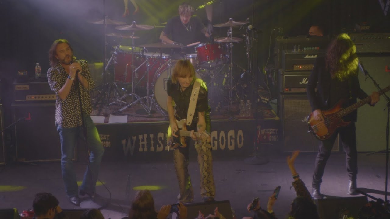 Thomas Raggi - GETCHA! (feat. Nic Cester & Chad Smith) - prod Tom Morello [Live @ Whisky a Go Go] - YouTube