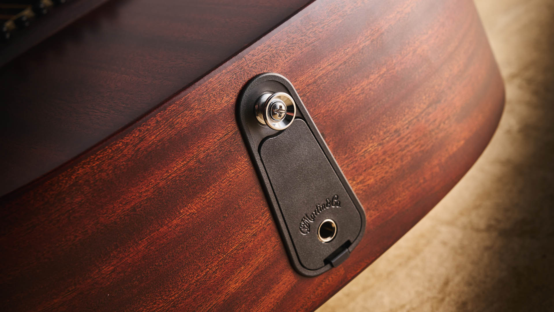 Martin 0-10E Retro Jason Isbell