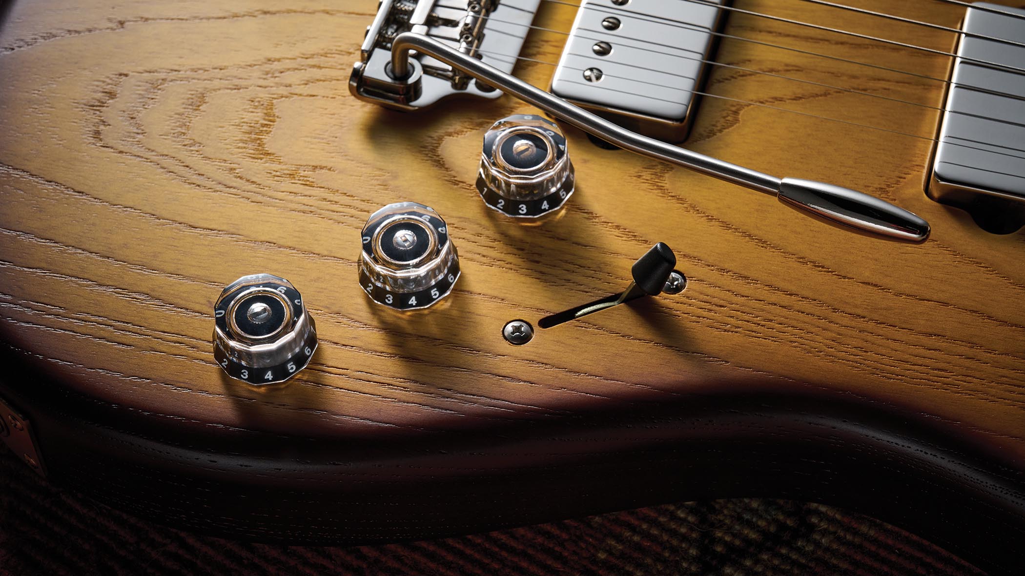 The PRS Fiore HH is a dual-humbucker doublecut with a Satin Sunflower finish