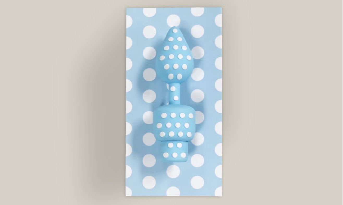 A Cold Comeback: Lily Allen Launches her New Album on a Novelty Butt Plug USB Stick]