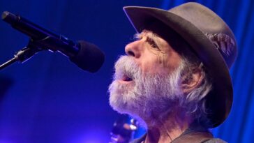 "Bob Weir, Grateful Dead Co-founder, Passes Away at 78: 'The Show Never Truly Ends'"]