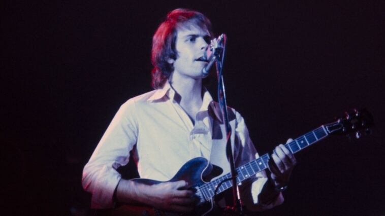 "Bob Weir of the Grateful Dead: Five Songs (and a Jam) Navigating the Shifts from 10/4 to 4/4 to 7/4 and Back, All Done Spontaneously"]