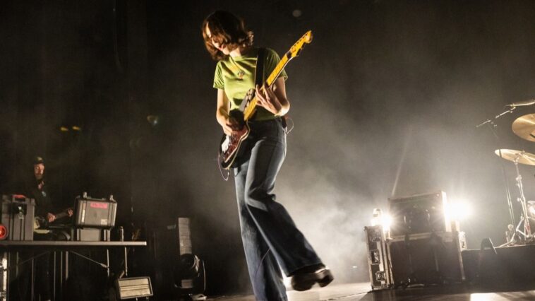 Emily Green Explores How the Silvertone Guitar Shapes Geese's Sound]