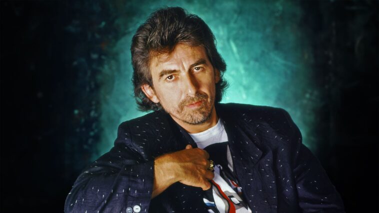 Exploring the '80s Supergroup Featuring George Harrison, Tom Petty, and Bob Dylan]